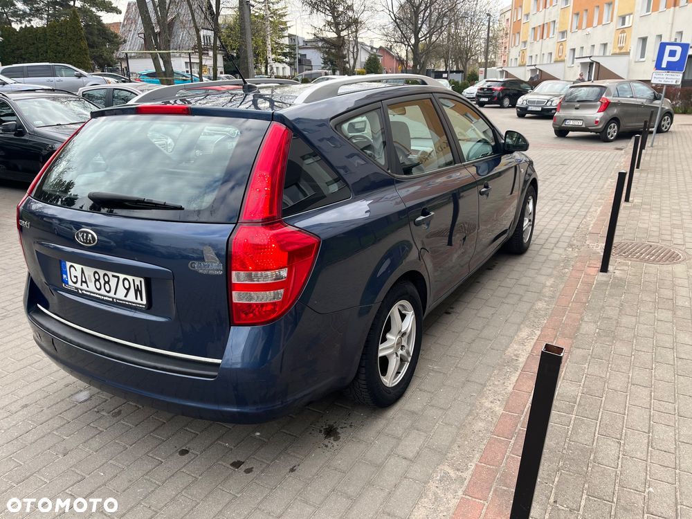 Kia Ceed 1.4 Comfort - 4