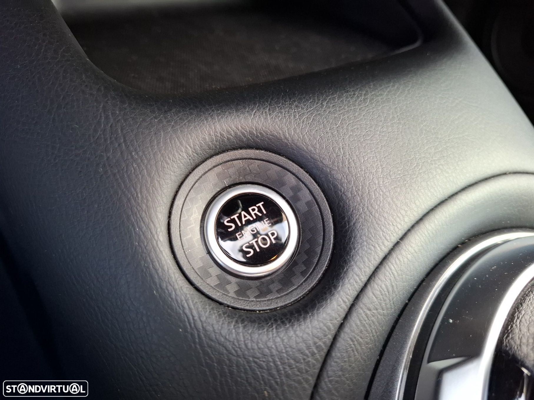 Nissan Juke 1.0 DIG-T N-Connecta NAV.+TwoTone NC DCT - 19