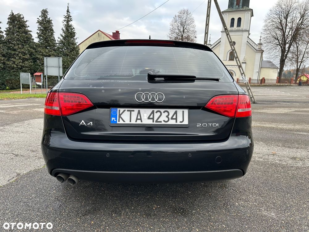 Audi A4 Avant 2.0 TDI - 8