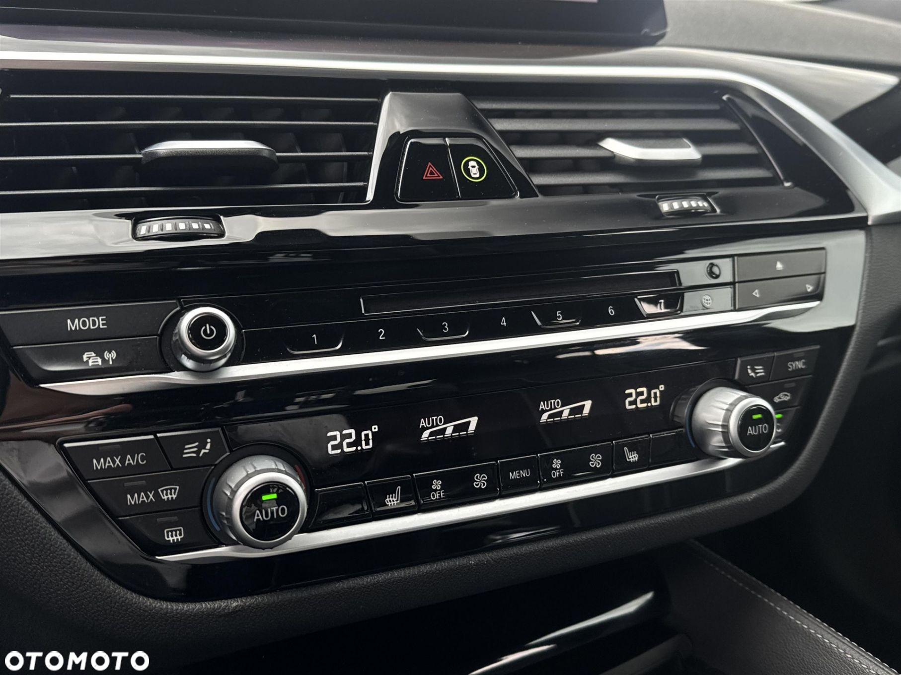 BMW Seria 5 520d xDrive - 21