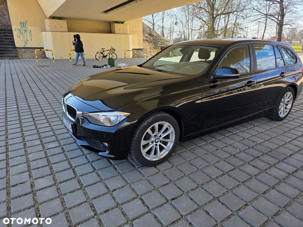 BMW Seria 3 318d DPF Edition Lifestyle - 2