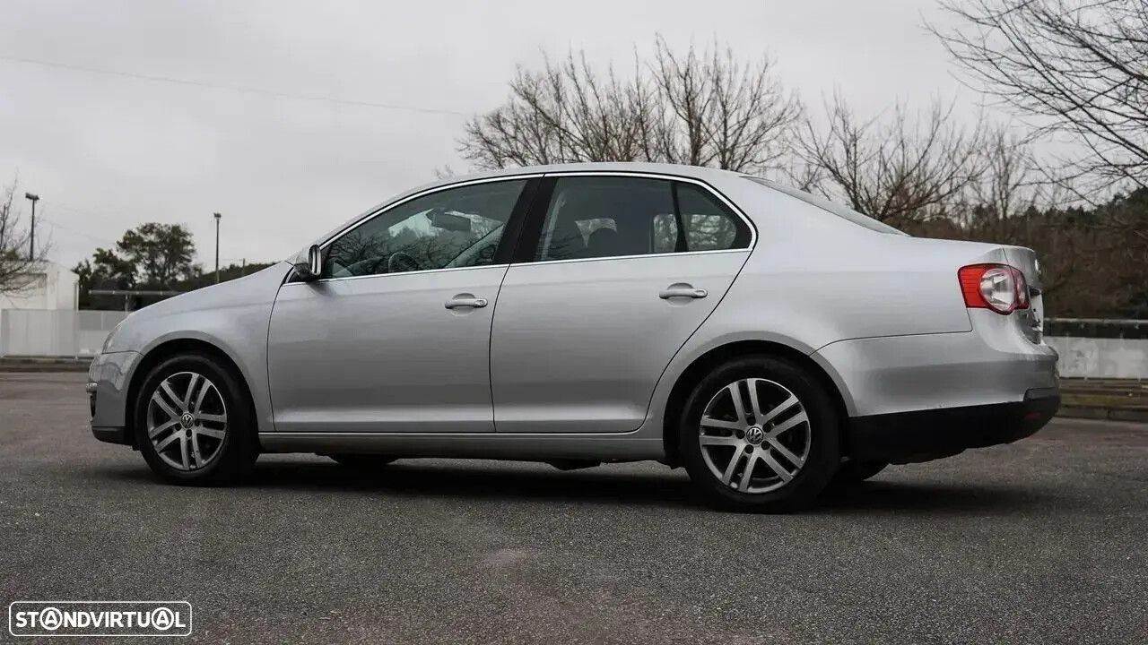 VW Jetta - 6
