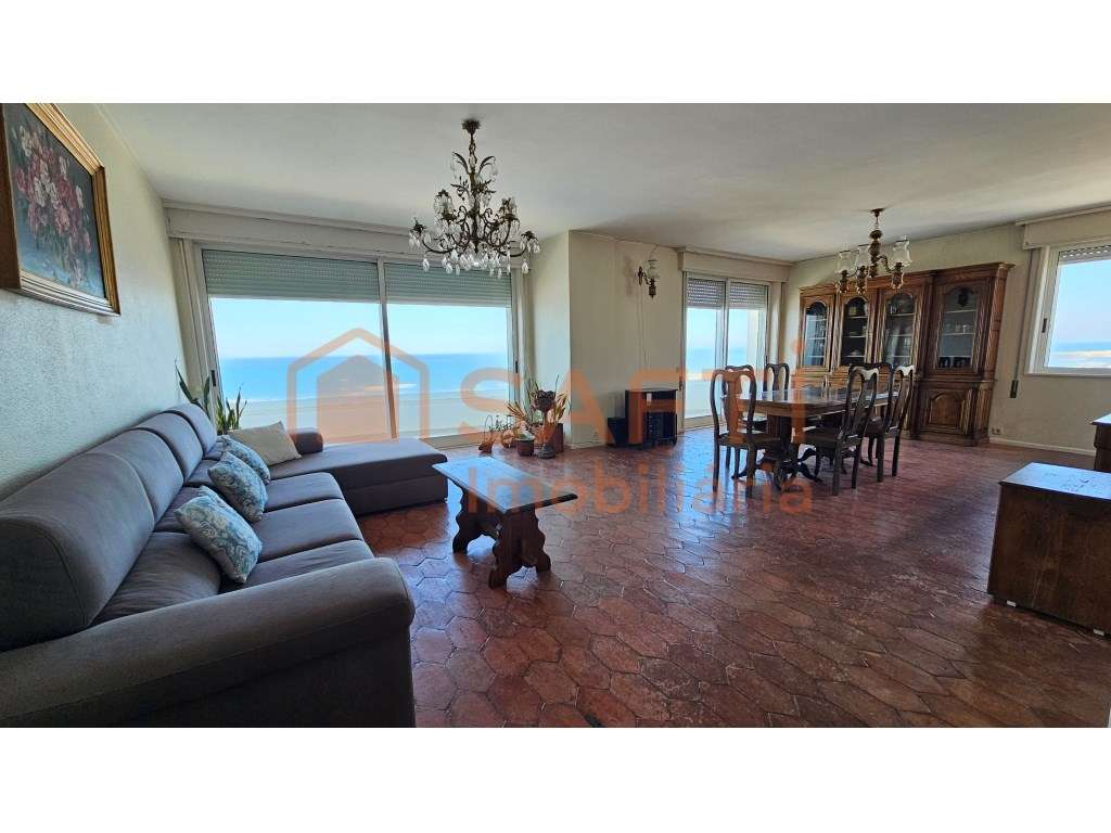 Apartamento T6 , usado em frente à praia, Póvoa de Varzim - Grande imagem: 2/21