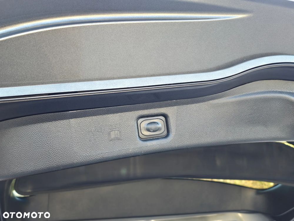 Ford S-Max - 20