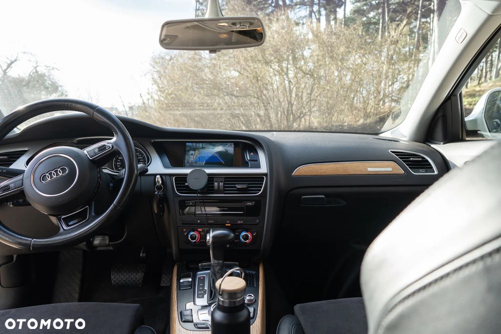 Audi A4 Allroad 2.0 TDI Quattro S tronic - 16