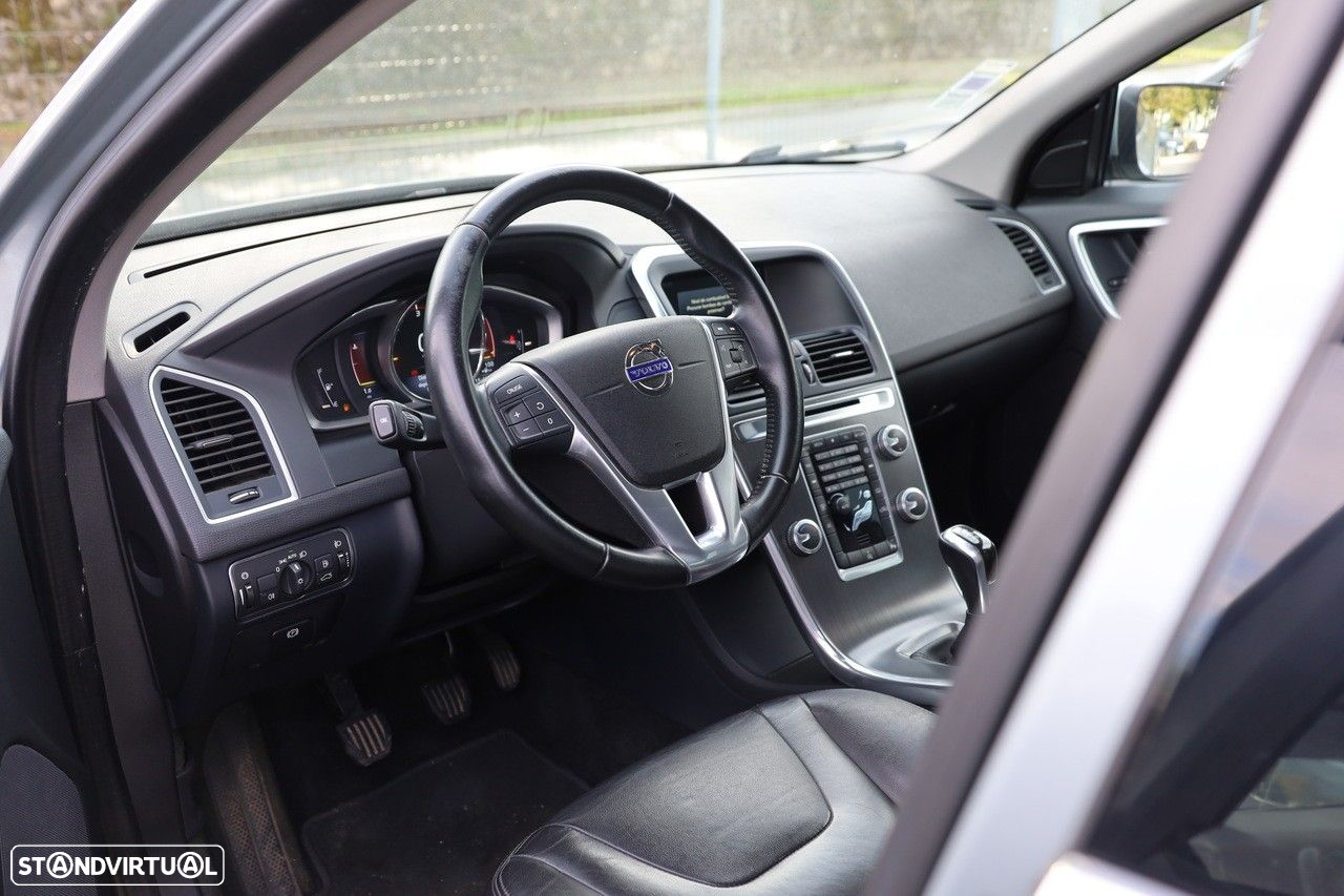 Volvo XC 60 2.0 D4 Summum - 21