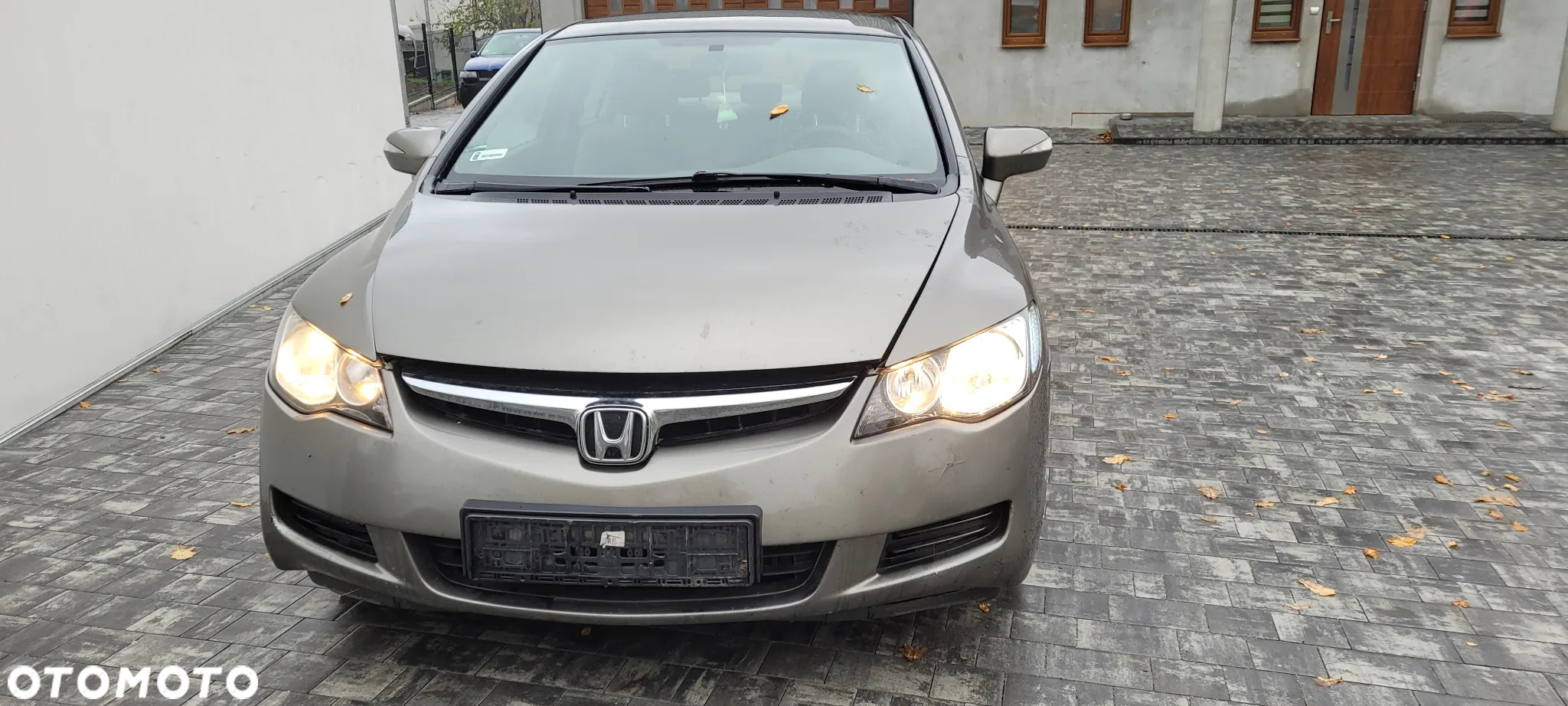 honda civic VIII sedan kod koloru NM701M na śrubki - 6