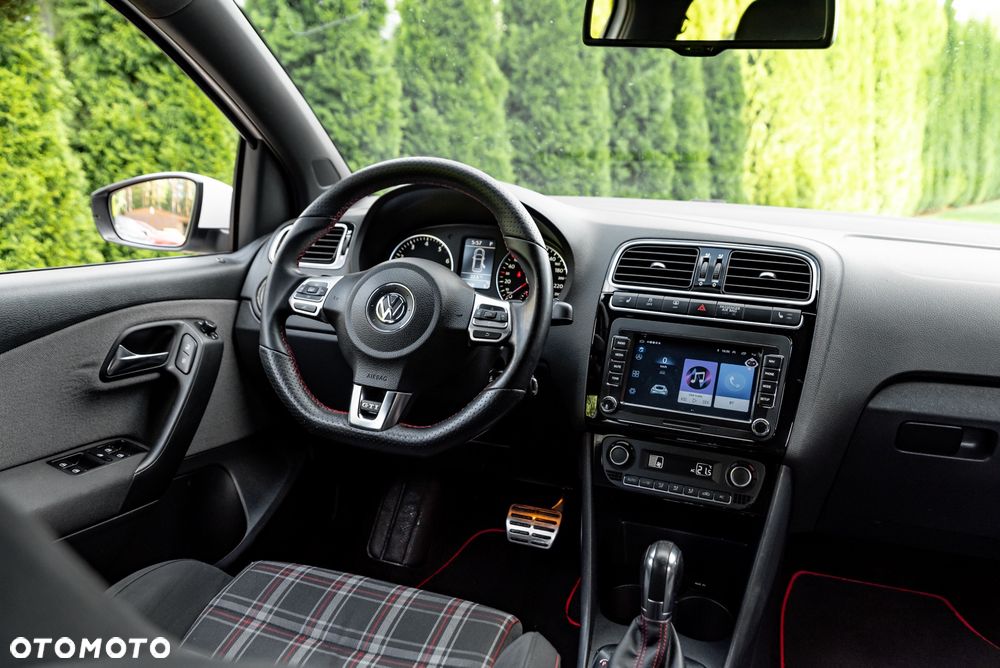 Volkswagen Polo - 25