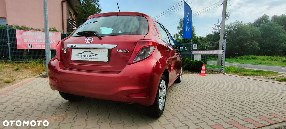 Toyota Yaris 1.0 Luna - 2