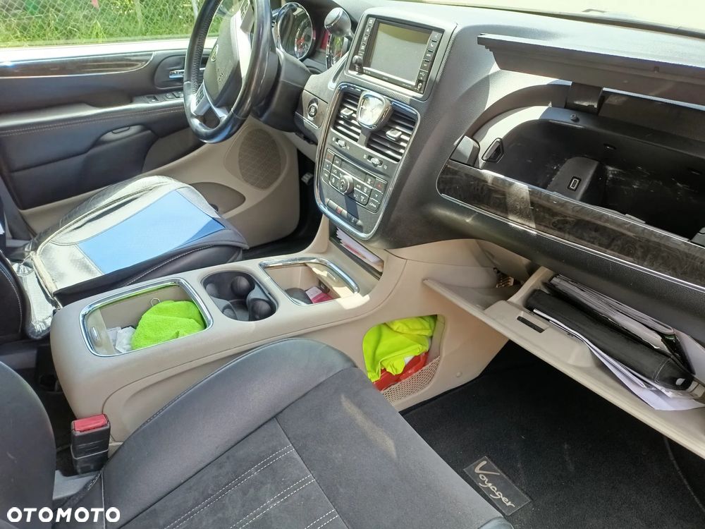 Lancia Voyager 2.8CRD Platinum - 7