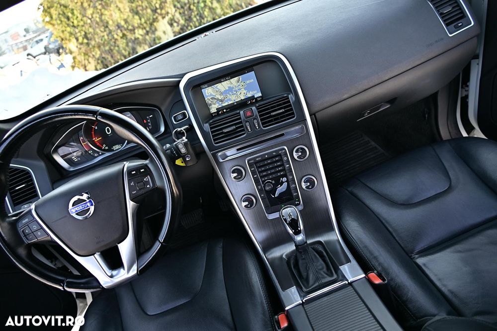 Volvo XC 60 D4 Geartronic Summum - 21