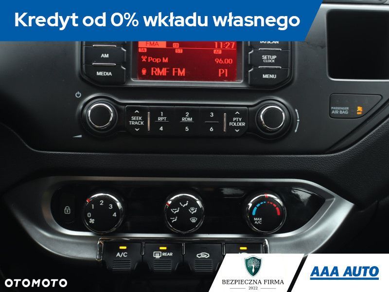 Kia Rio - 14