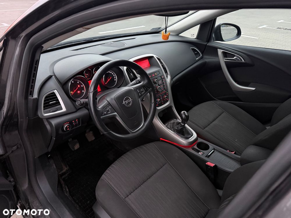 Opel Astra IV 1.7 CDTI Cosmo - 5