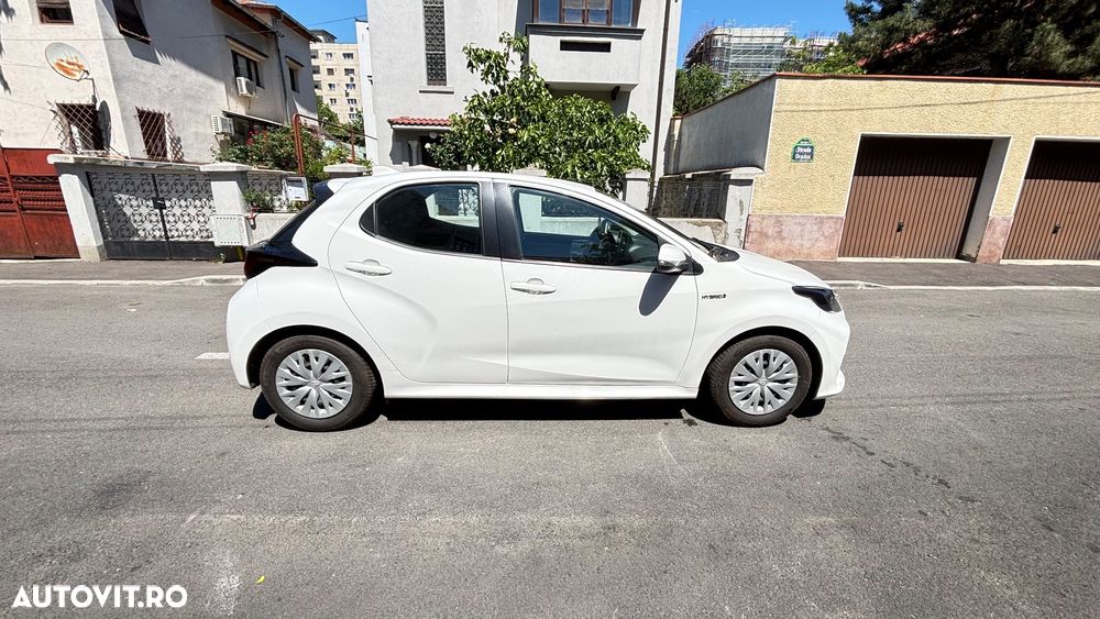 Toyota Yaris 1.5 VVT-i HSD Dynamic - 15