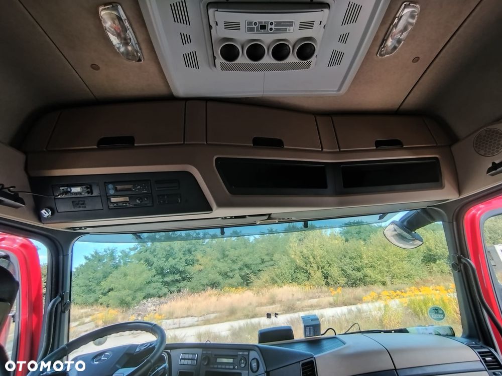 Mercedes-Benz Actros - 6
