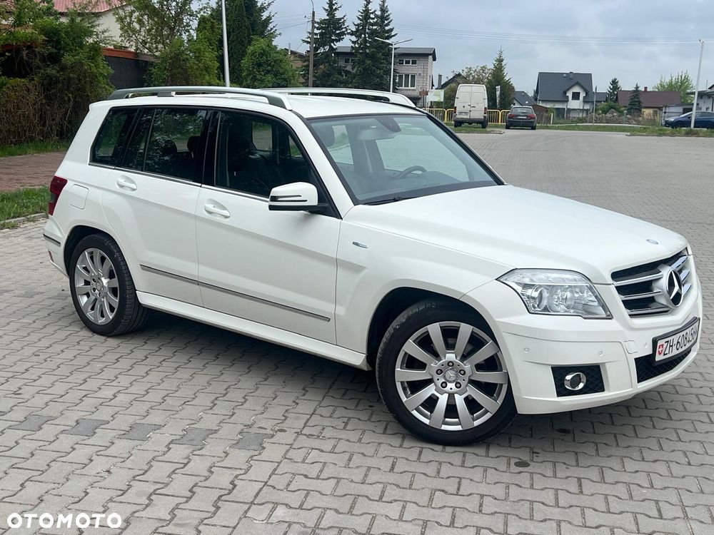 Mercedes-Benz GLK 250 CDI DPF 4Matic BlueEFFICIENCY 7G-TRONIC - 7