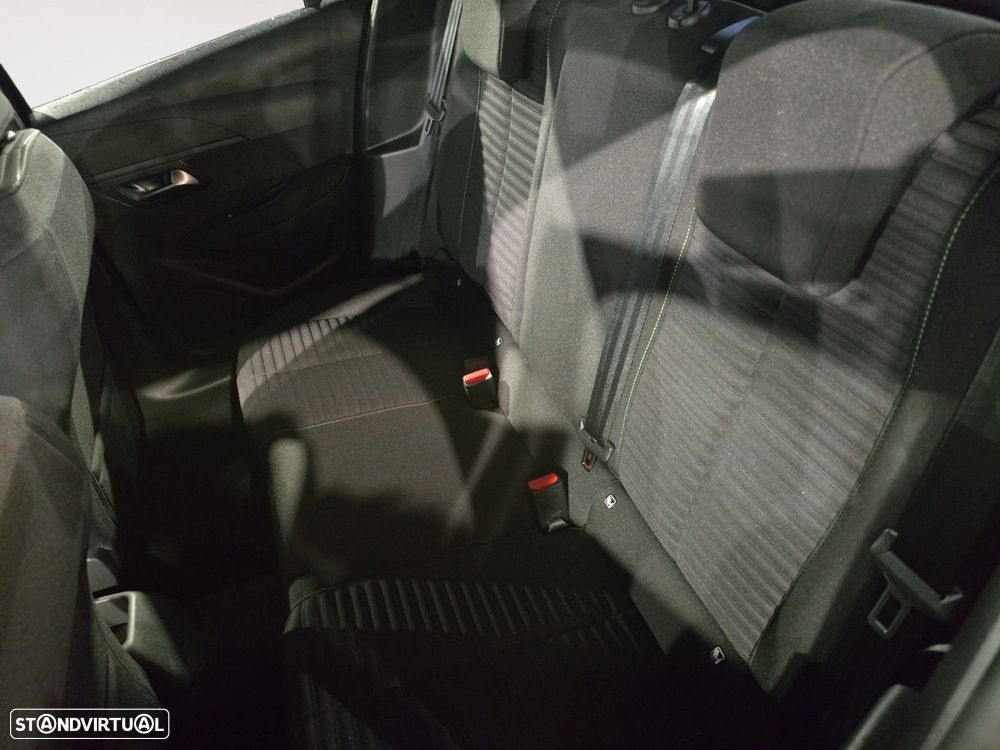 Peugeot 208 1.2 PureTech Active - 13