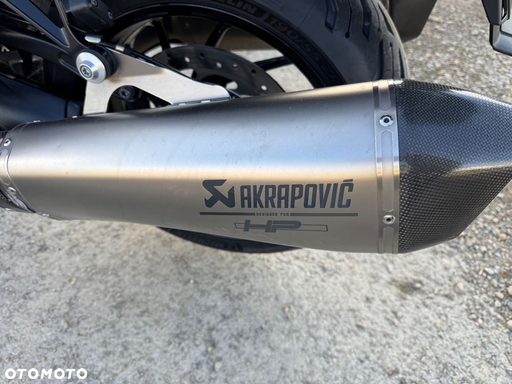 BMW K - 19