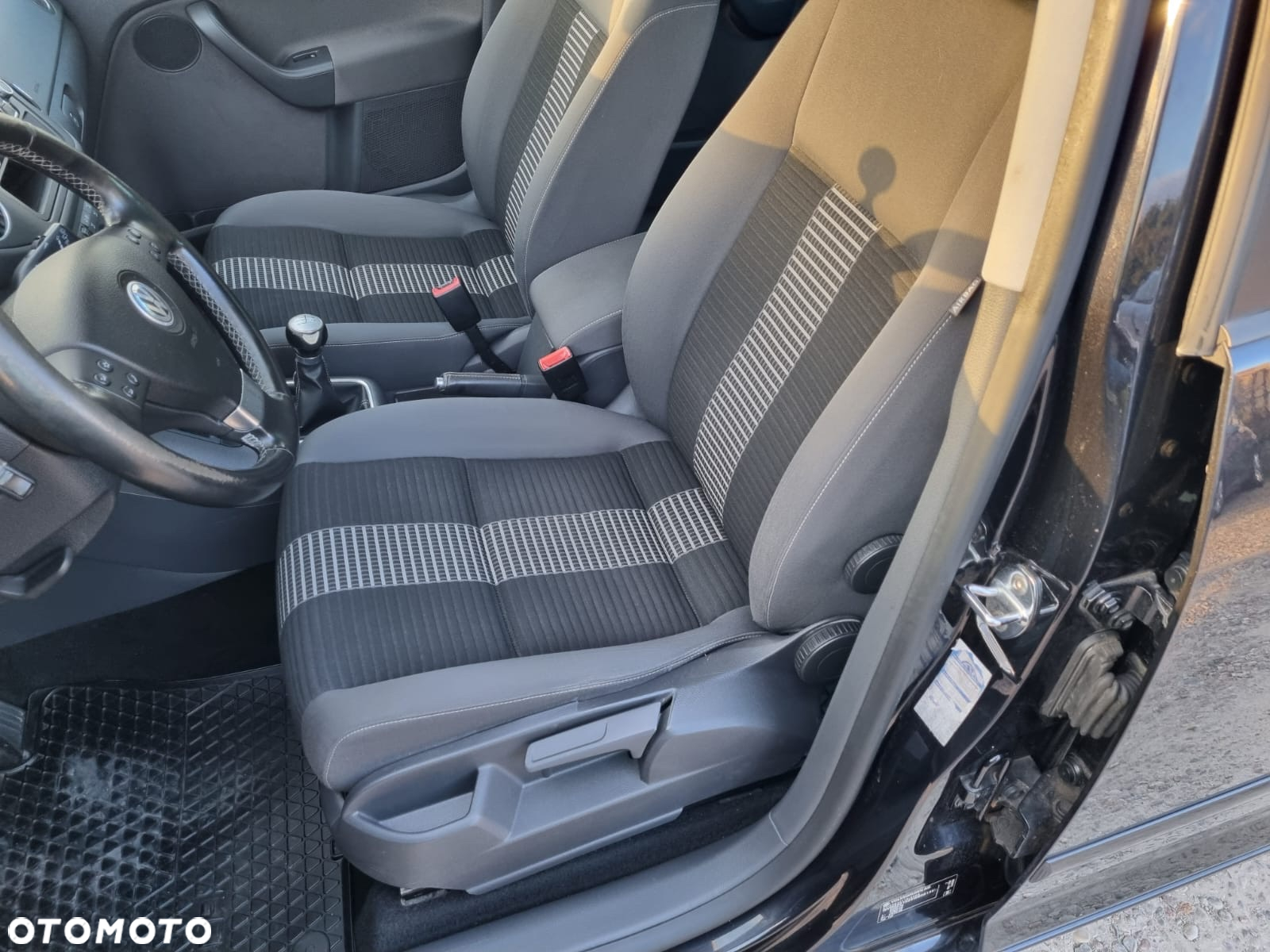 Volkswagen Golf Plus 1.9 TDI DPF United - 26