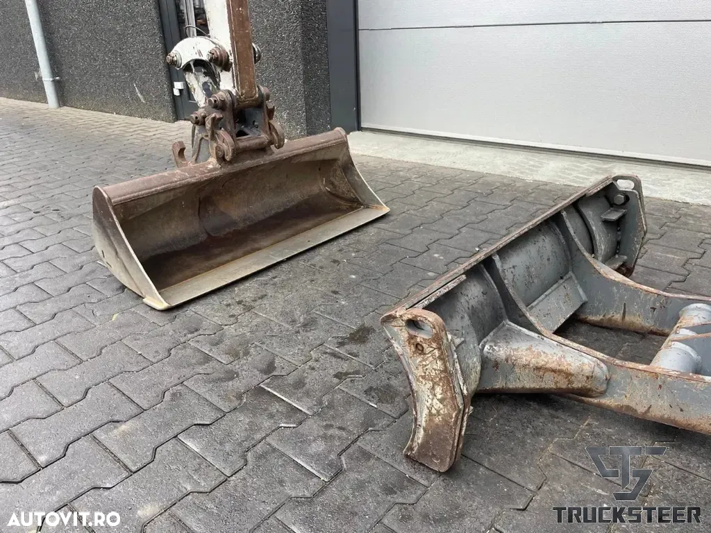 Takeuchi TB216 - 7