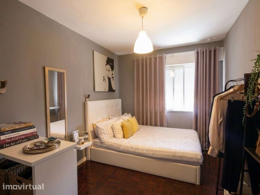 Apartamento T4 Tapada das Mercês - Grande imagem: 5/10