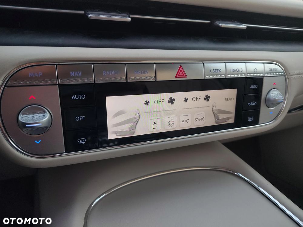 Genesis G90 3.5T V6 AT8 SWB 5-Sitzer Luxury - 15