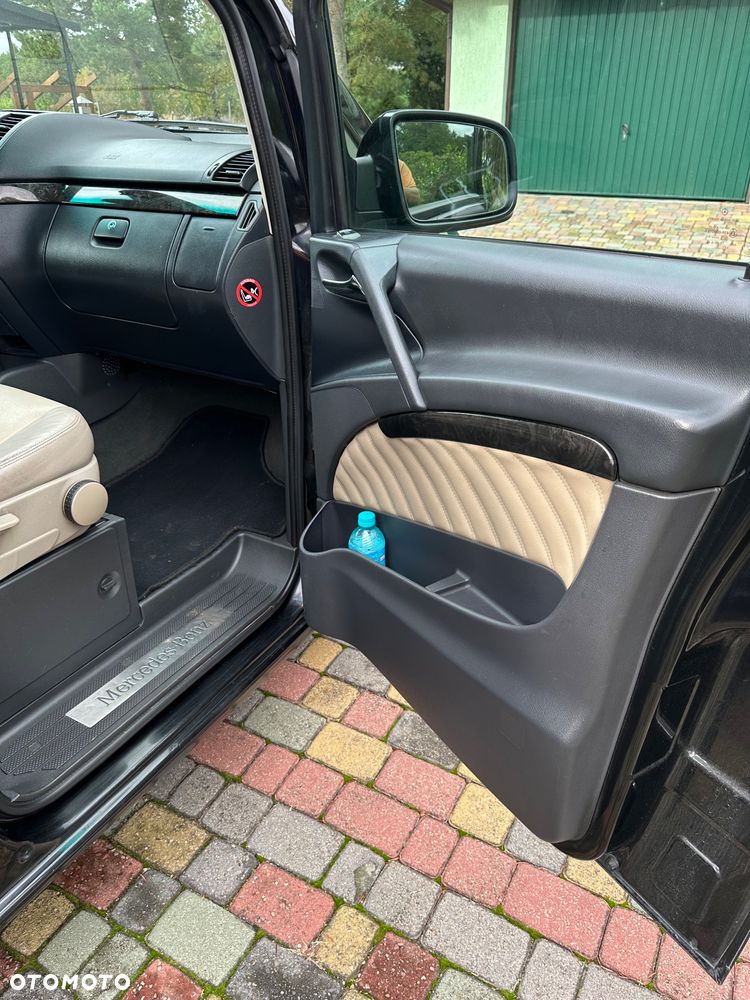 Mercedes-Benz Viano - 26