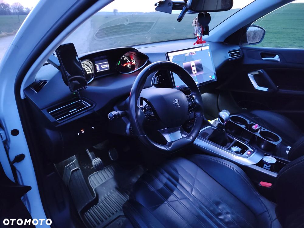 Peugeot 308 BlueHDi 150 Stop & Start Business-Line - 14