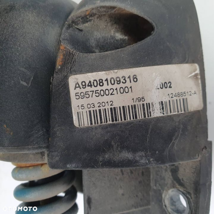 LUSTERKO LEWE MERCEDES ATEGO 1222L 595750021001 - 2