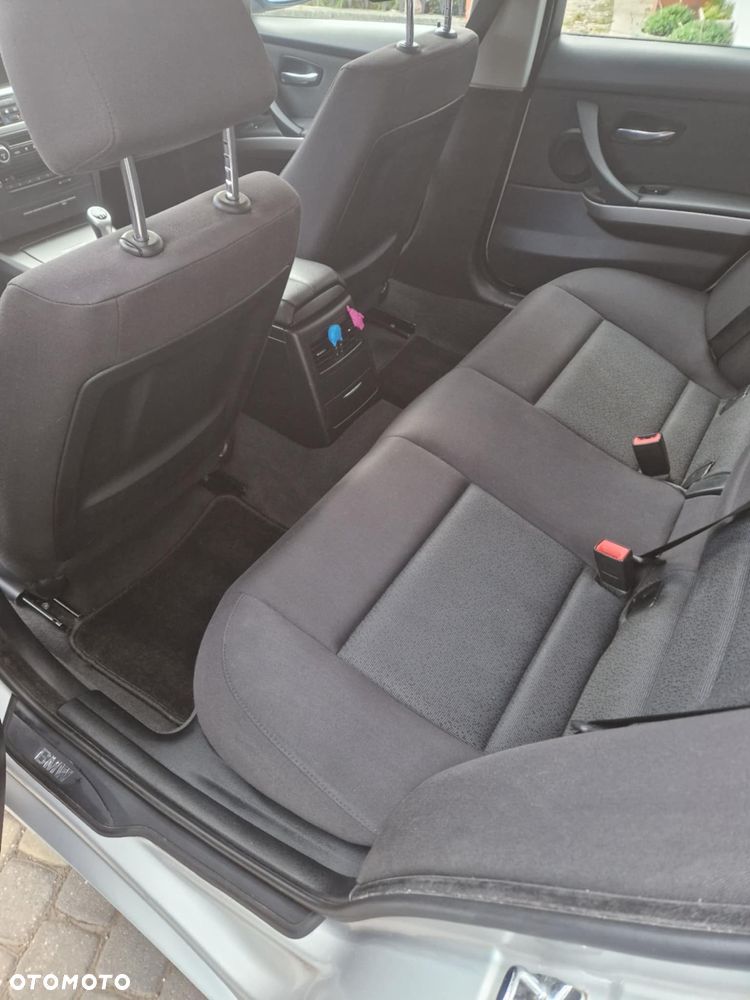 BMW Seria 3 318d - 7