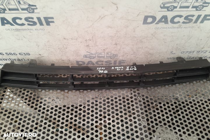 Grila bara fata centru 400866 BMW Seria 5 F11  [din 2009 pana  2013] - 2