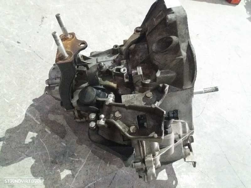 CAIXA VELOCIDADES FIAT LINEA 2007 - 3