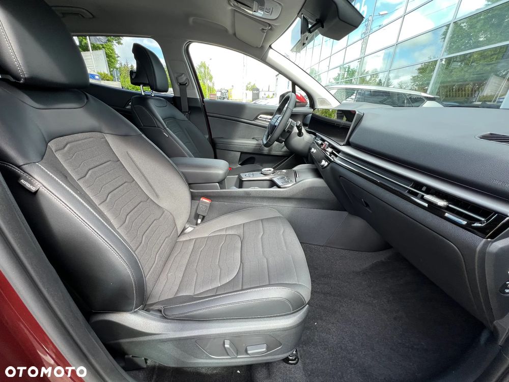 Kia Sportage 1.6 T-GDI HEV Anniversary 2WD - 33