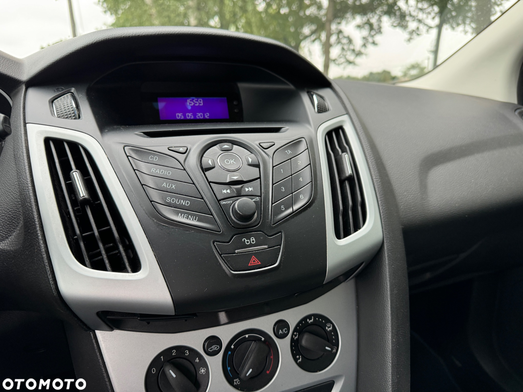 Ford Focus 1.6 Edition - 33