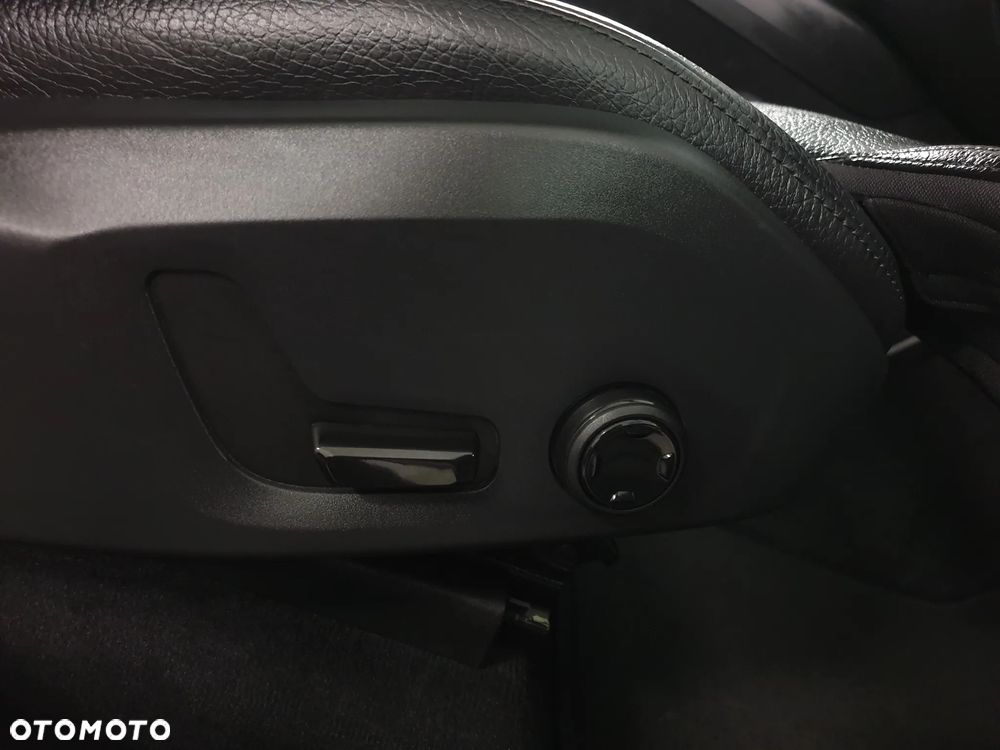 Volvo XC 60 D4 SCR Inscription - 31