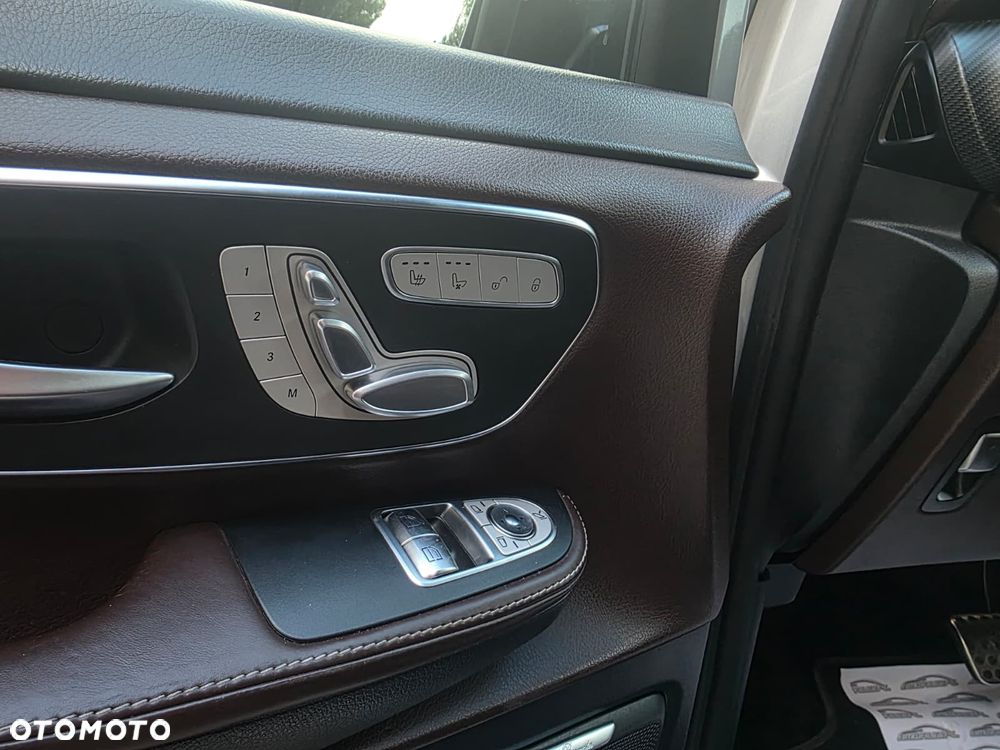 Mercedes-Benz Klasa V 250 (BlueTEC) d Avantgarde 7G-Tronic (ekstra dł) - 17
