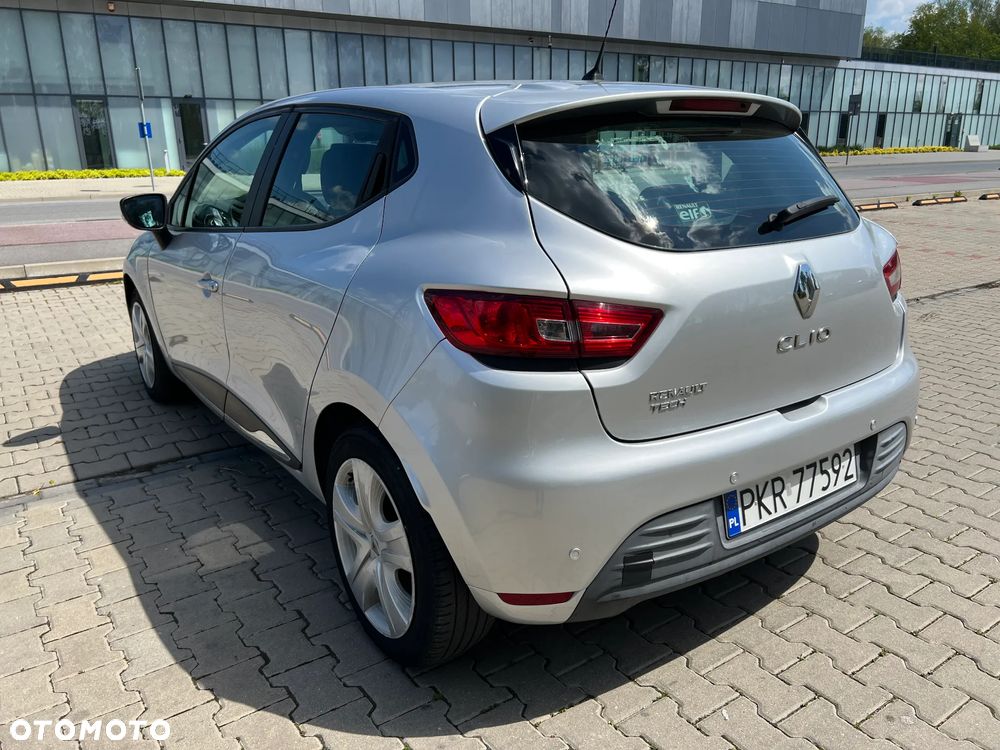 Renault Clio - 8