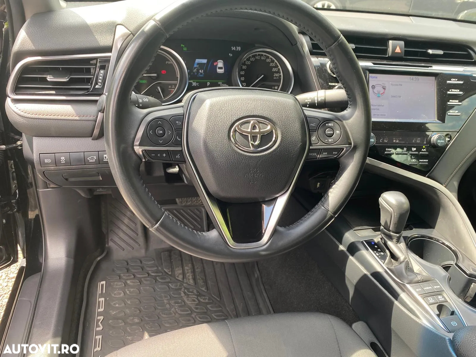 Toyota Camry 2.5 Hybrid Business - 13