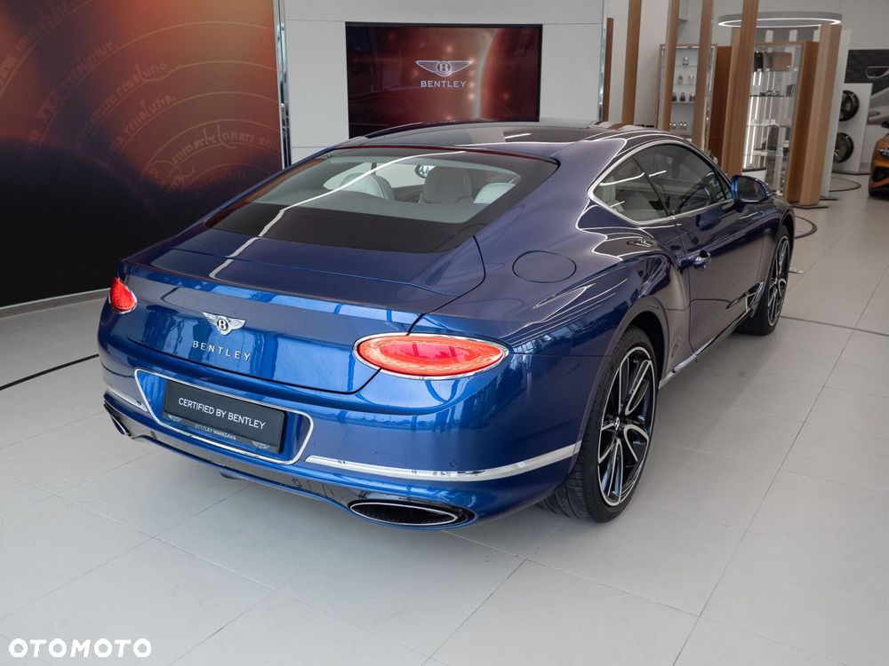 Bentley Continental GT - 11