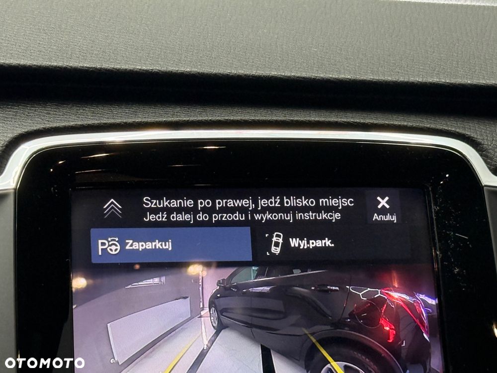 Volvo XC 90 D5 AWD Geartronic Momentum - 27