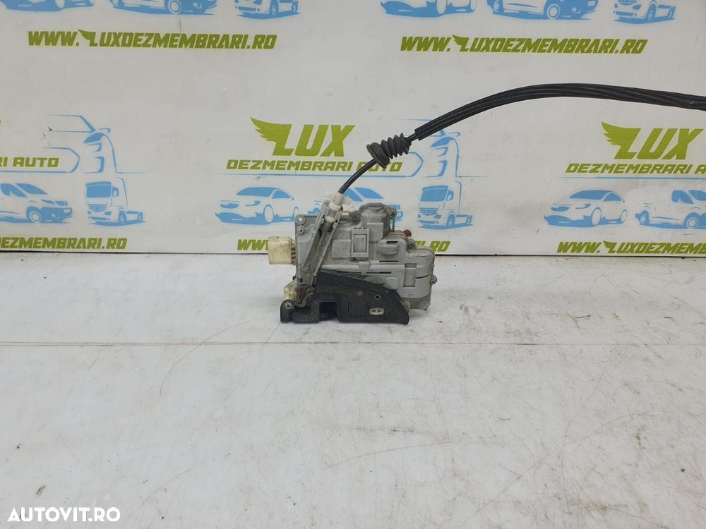 Incuietoare usa fata dreapta broasca 3c1837016a Skoda Superb 2 - 1