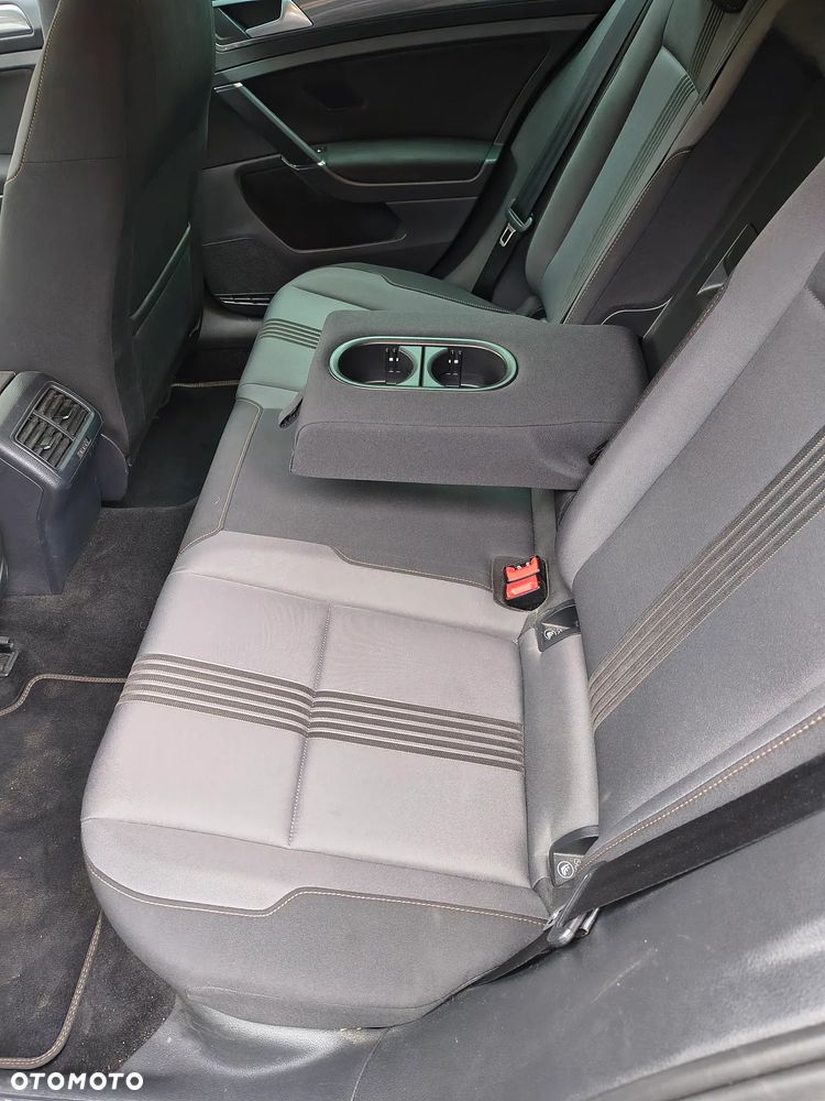 Volkswagen Golf 1.2 TSI BMT Trendline - 9