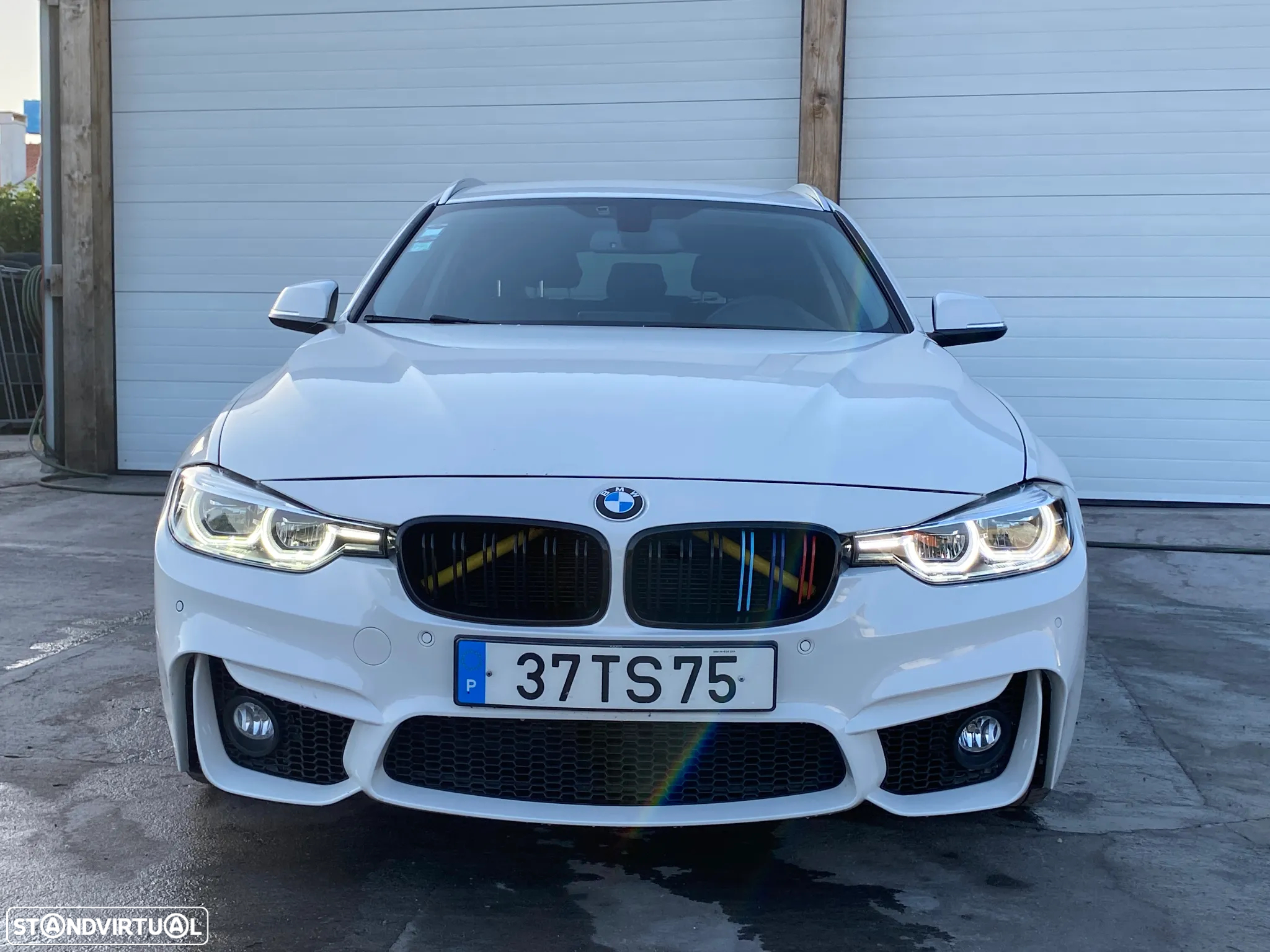 BMW 320 d Touring xDrive Pack M Auto - 4
