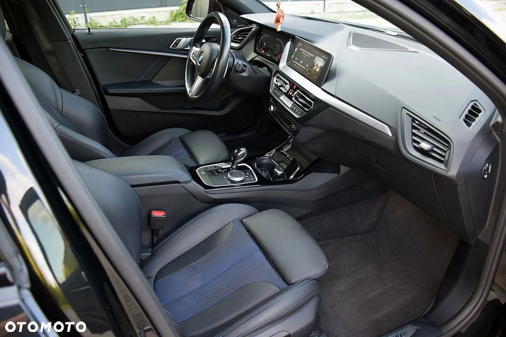 BMW Seria 1 120d xDrive M Sport - 24