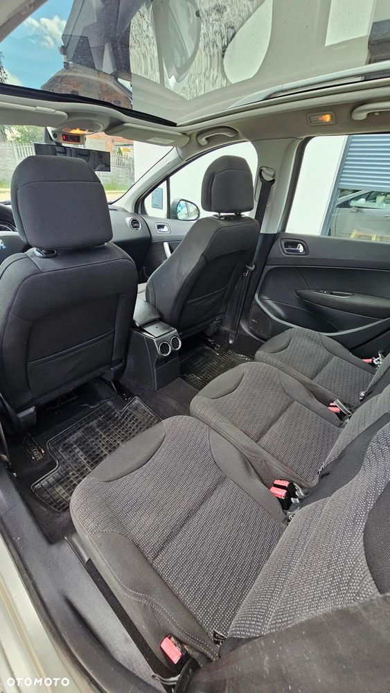 Peugeot 308 1.6 HDi Premium - 6