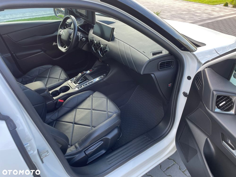 DS Automobiles DS 3 Crossback 1.5 BlueHDi Performance Line - 14