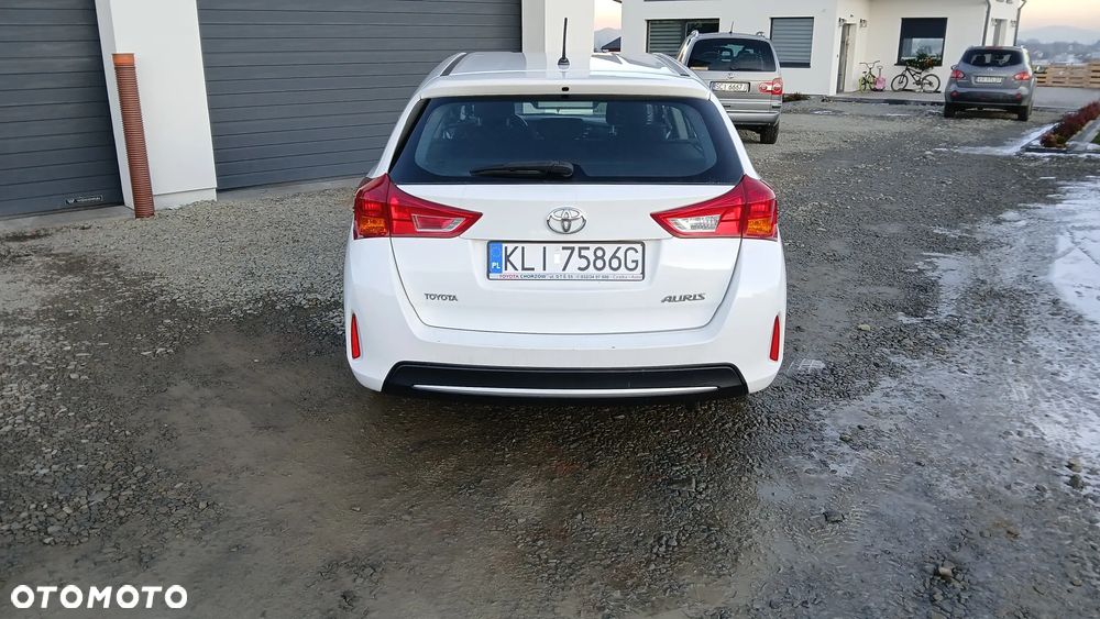 Toyota Auris 1.4 D-4D Life - 8