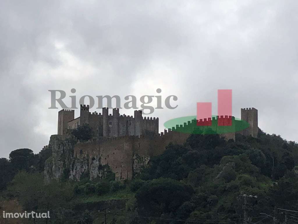 Terreno urbano dentro da muralha do Castelo de Óbidos***RIOMAGIC*** - Grande imagem: 4/19