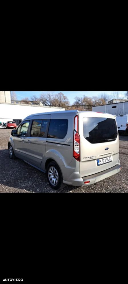 Ford Tourneo Connect - 8