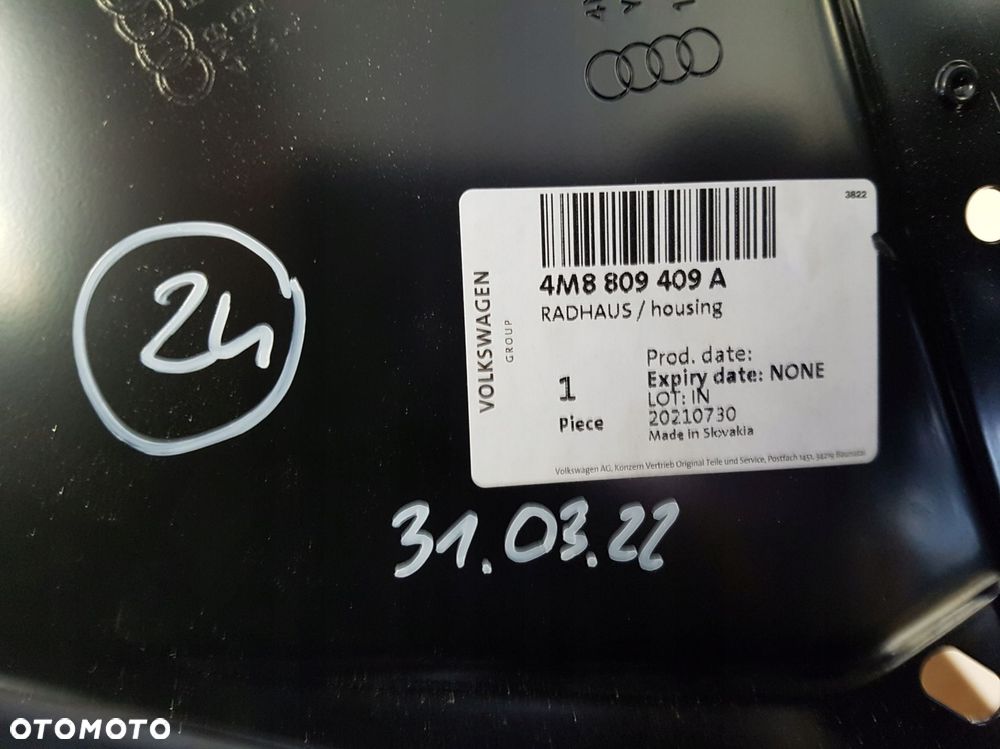 audi q8 urus nadkole wewnętrzne 4m8809409a - 3